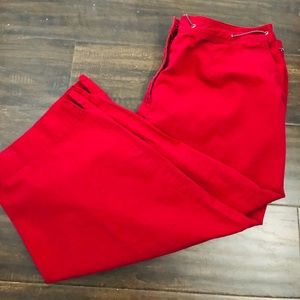 First Issue Women’s red Capris size 20